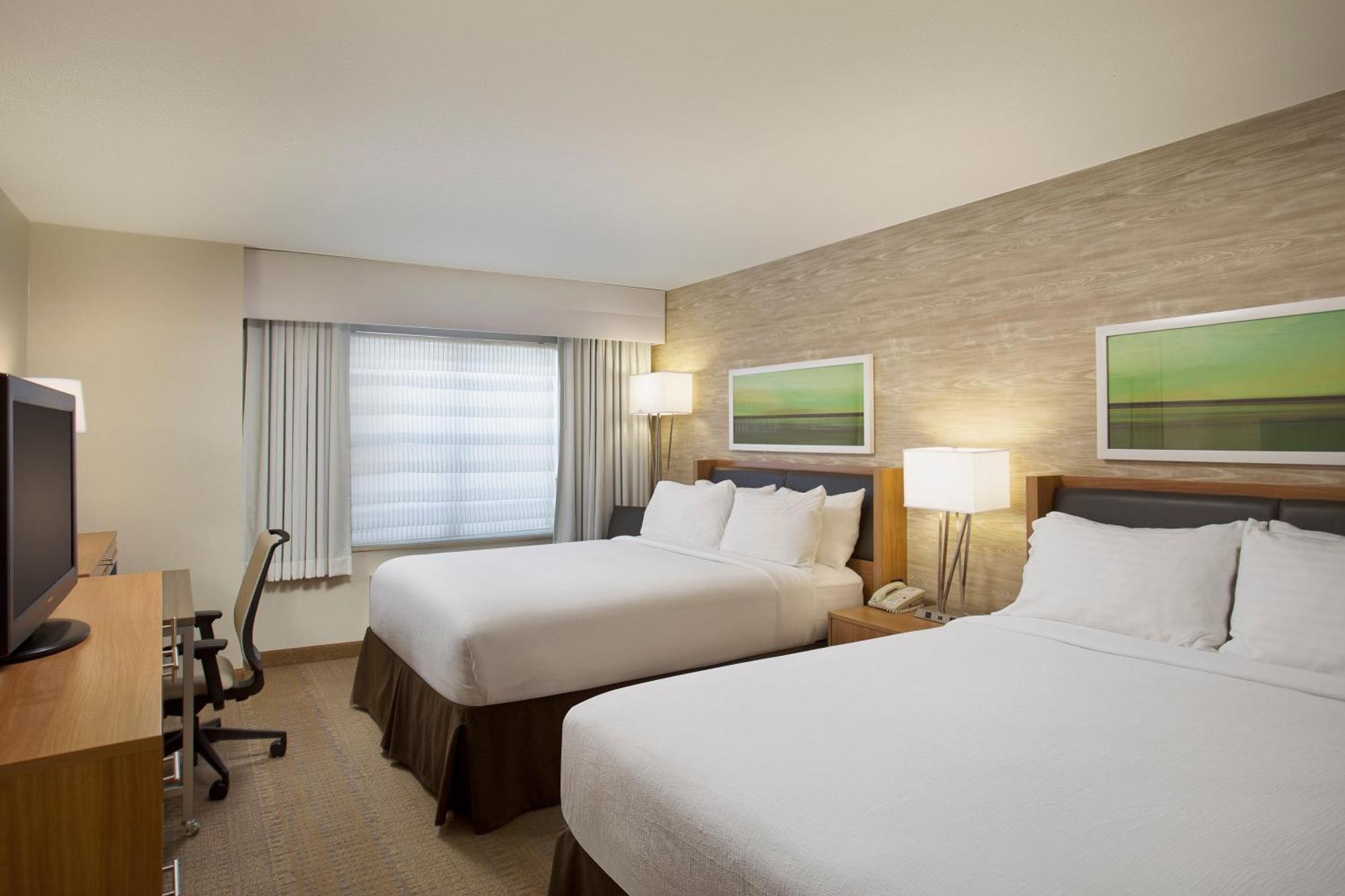 Standard Queen Room with Two Queen Beds