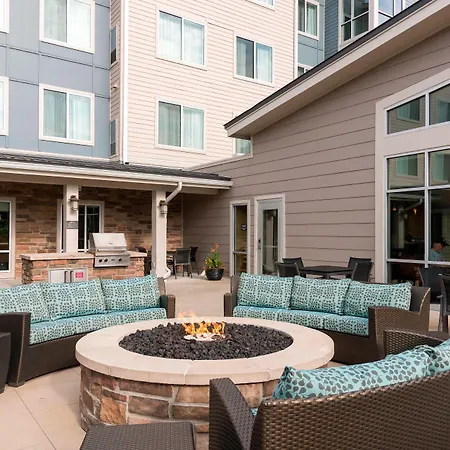 Residence Inn By Marriott Grand Rapids Airport-3