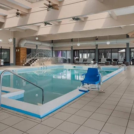 Radisson Hotel Grand Rapids Riverfront-2